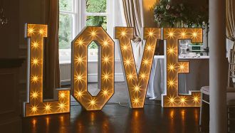 Steel Marquee Letter LOVE Wedding Decor Retro Font High-End Custom Zinc Metal Marquee Light Marquee Sign